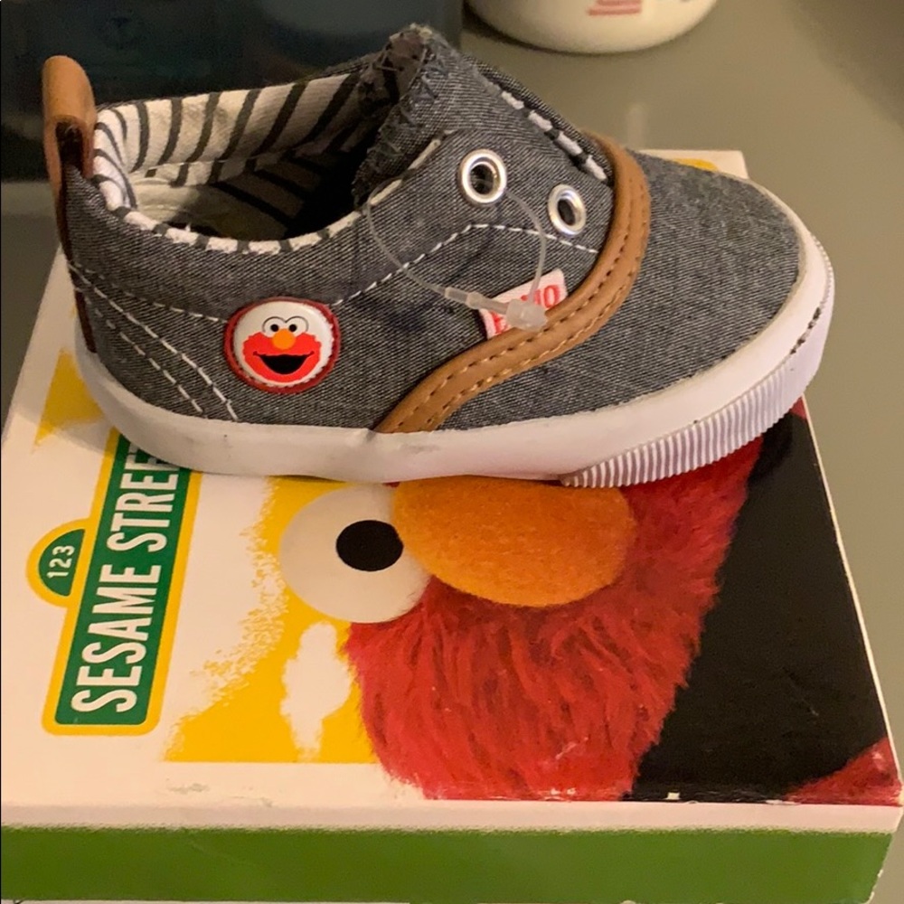 **NEW** Sesame Street sneakers (Elmo) **NEW**